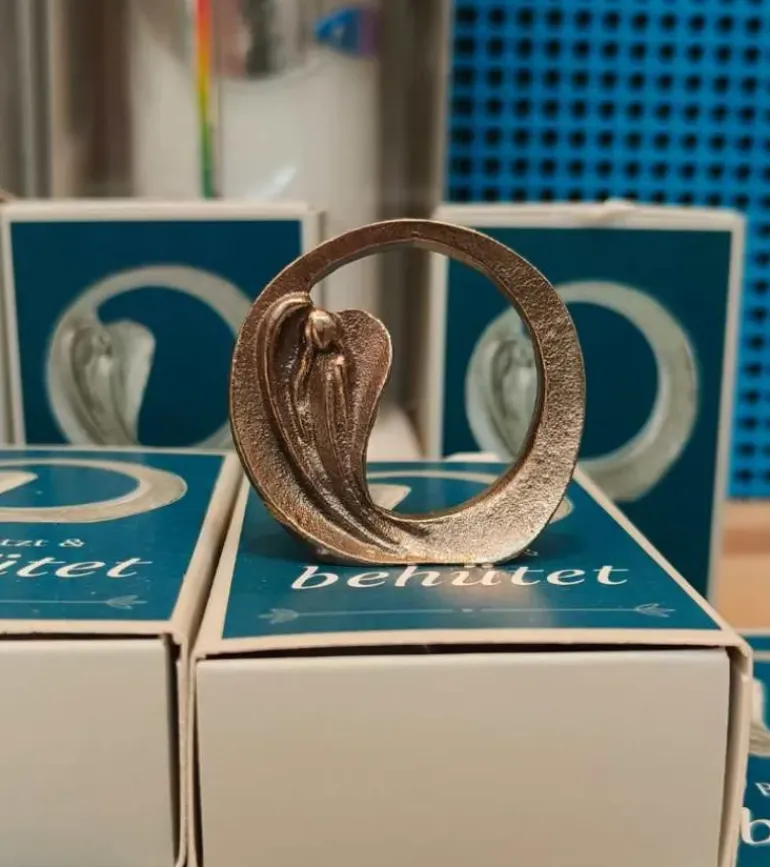 BronzeEngel, Beskyttet og bevaret, Mini