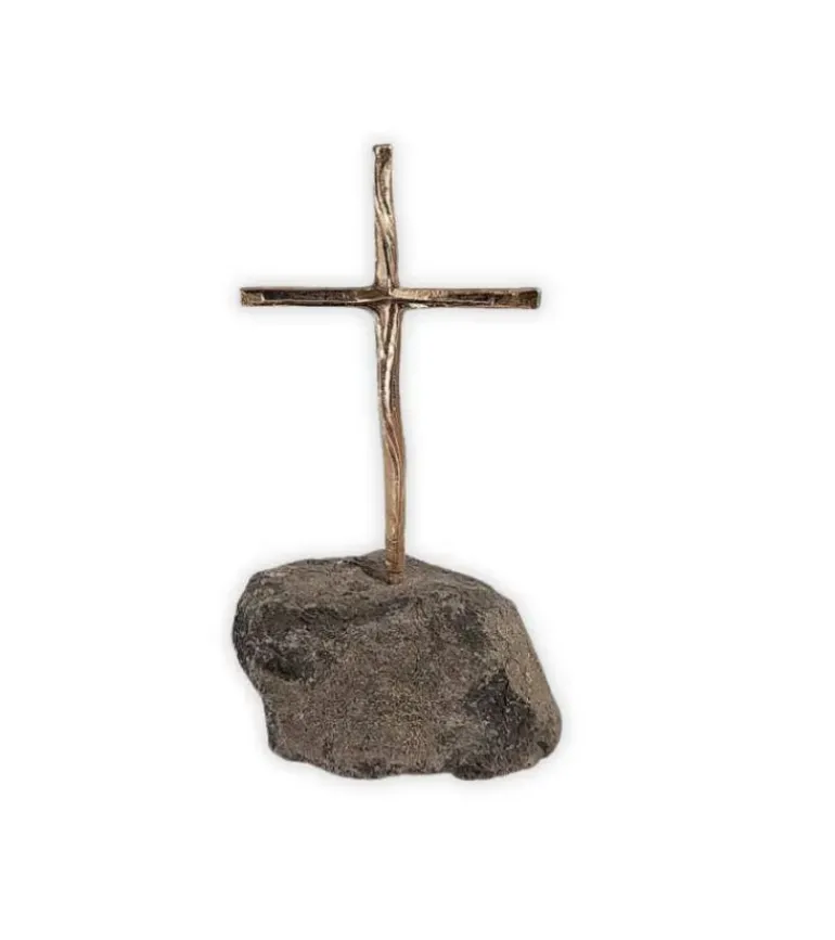 Bronzekors på lavasten, 16 cm