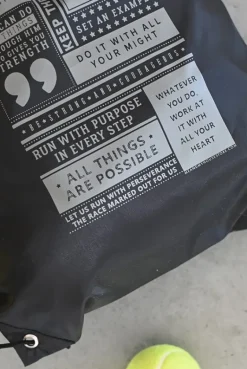 Gymnastiktaske i genbrugsplast: Fight the good fight
