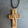 Kors med snor, JESUS