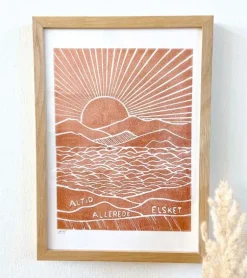 Linoleumstryk: Altid Allerede Elsket, A4 Plakat, Kobber