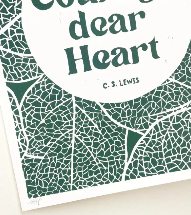 Linoleumstryk: Courage, dear Heart C.S. Lewis, A3 Plakat, Grøn