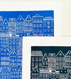 Linoleumstryk: I min faders hus er der mange boliger, A3 Plakat, Mørkeblå