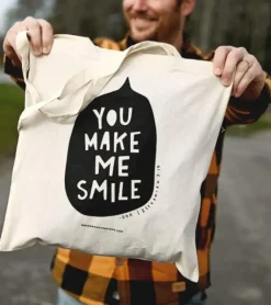 Mulepose : You make me smile