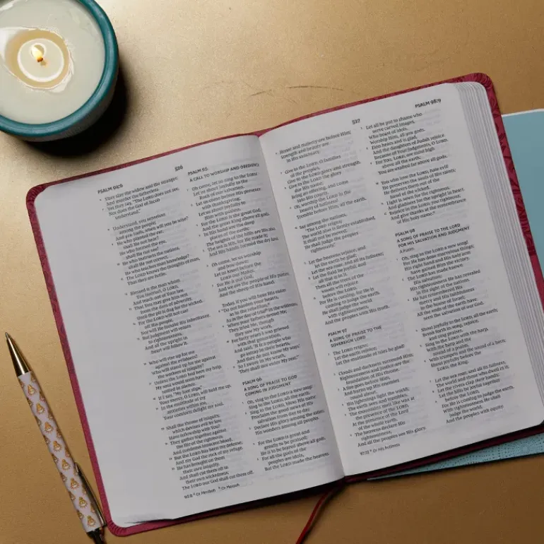 NKJV, Value Thinline Bible, Charcoal Leathersoft