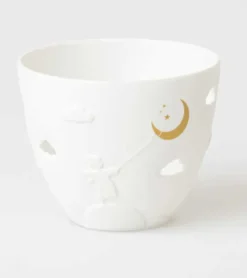 Poesi stage, Engel med måne, Hvidt porcelæn