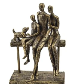 Skulptur Familie med et barn og hund