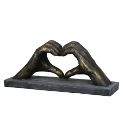 Skulptur, Hjerte lavet af hænder
