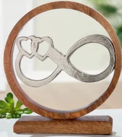 Skulptur “Uendelig kærlighed”