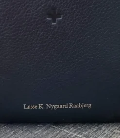 Tryk på bibel eller salmebog
